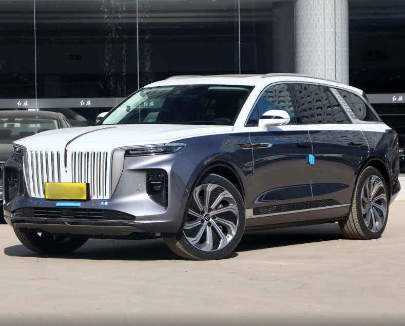 مصممة بشكل جيد سيارة الطاقة الجديدة HongQi E-HS9 عالية الأداء طويلة المدى سعر جيد